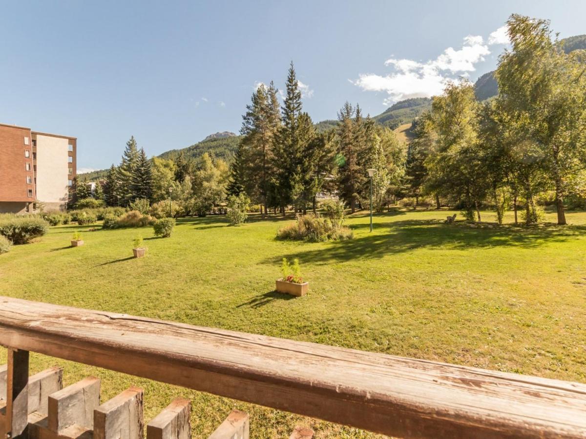 Appartement La Salle-les-Alpes, 2 pièces, 6 personnes - FR-1-330F-88 Serre Chevalier Esterno foto