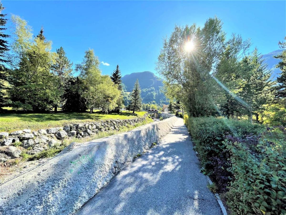 Appartement La Salle-les-Alpes, 2 pièces, 6 personnes - FR-1-330F-88 Serre Chevalier Esterno foto